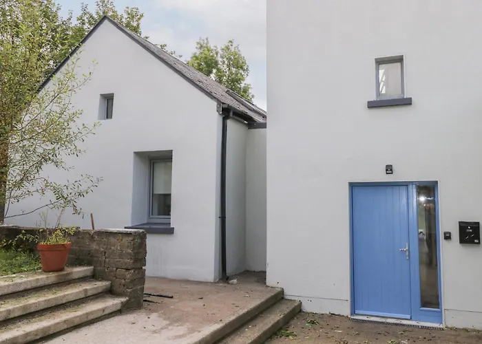 Sruthan * Cornamucklagh South